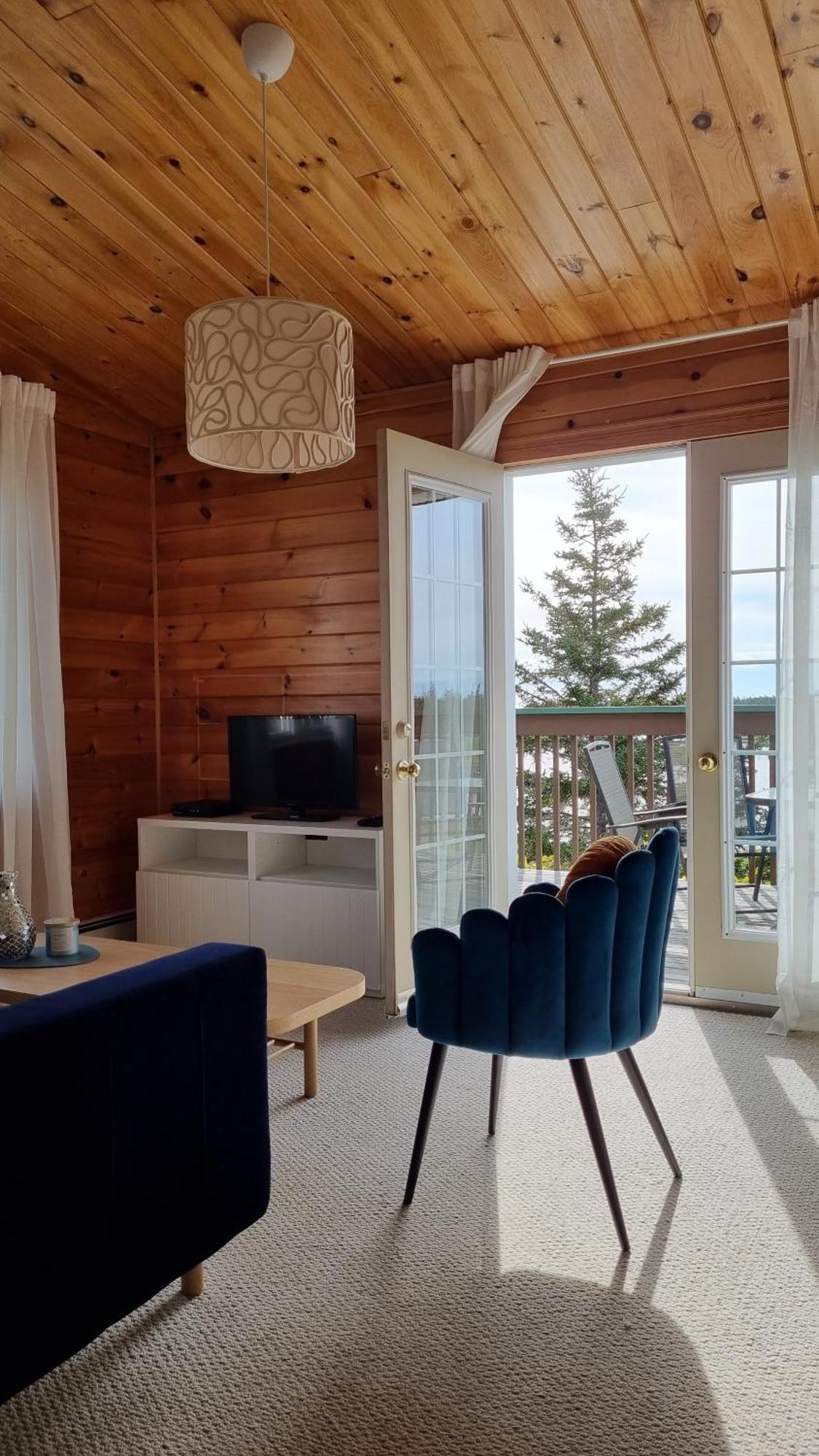 Oceanfront Apartments Port Dufferin Ngoại thất bức ảnh